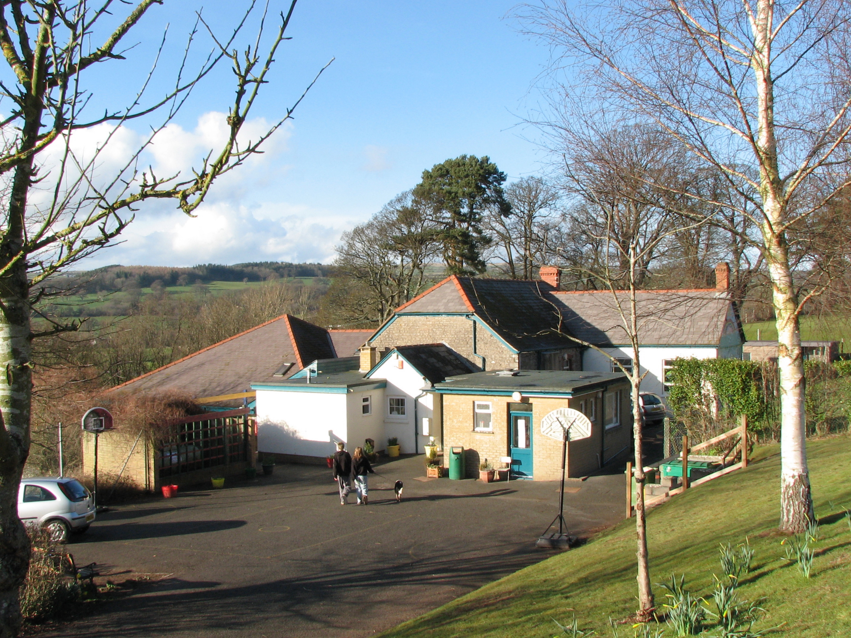 Glasbury C in W Primary School